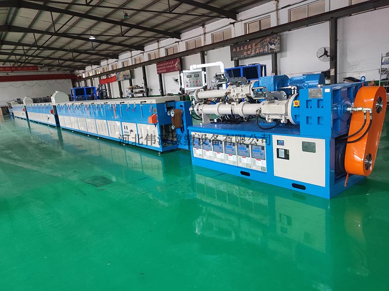 1686474011103795.jpg 復(fù)合橡膠擠出機.jpg